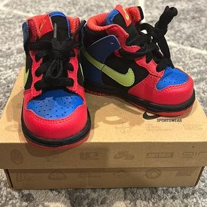 NIB Nike Dunk High Toddler